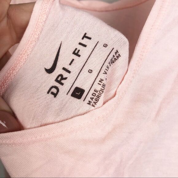 NIKE | Dri Fit Cutout Back Light Peach Tank Top Women’s Large - Picture 8 of 8